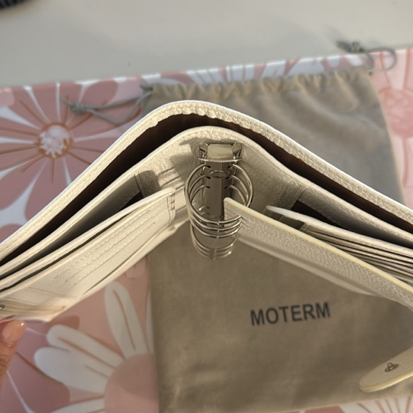 Moterm Luxe Ring Planner in Personal size with inserts, dashboards & dividers - Picture 10 of 15